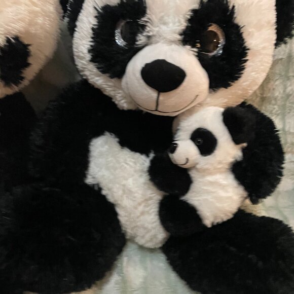 Silver Pandas - Picture 2 of 3